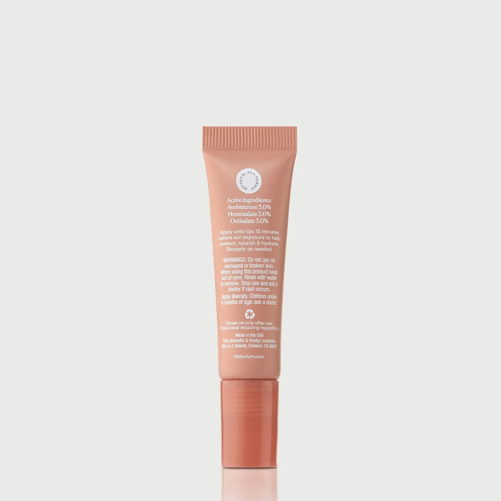 phyto-glow-lip-balm-spf-45-getaway-e6 NATR-10126_PhytoGlow_SPF_Getaway_primary_capon_back_bonebkgd_1.webp