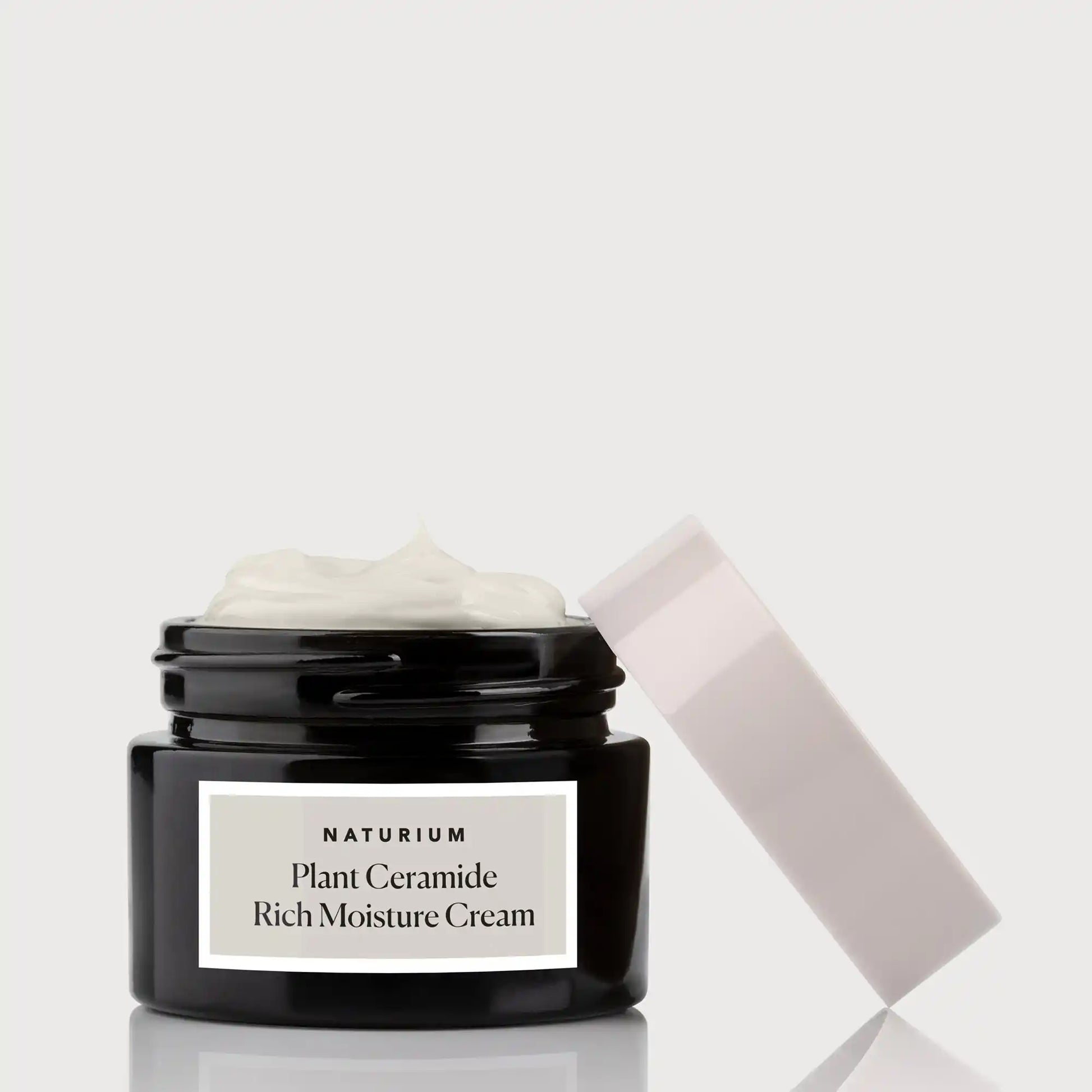 plant-ceramide-rich-moisture-cream-l5 NATR_Catalog_PCRM-Cream-CapOff.webp